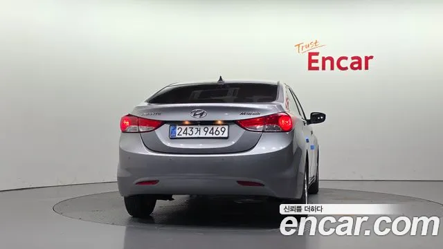 Hyundai Avante 2012 thumb 4