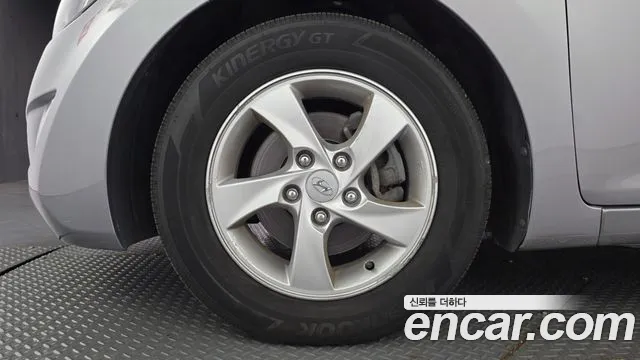 Hyundai Avante 2012 thumb 5