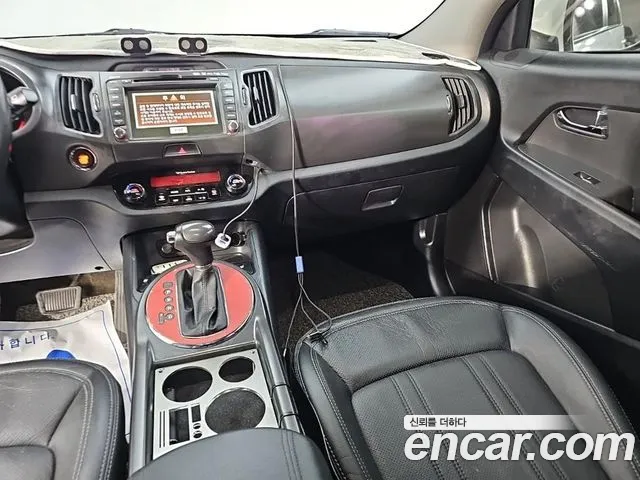 Kia Sportage 2013 thumb 8