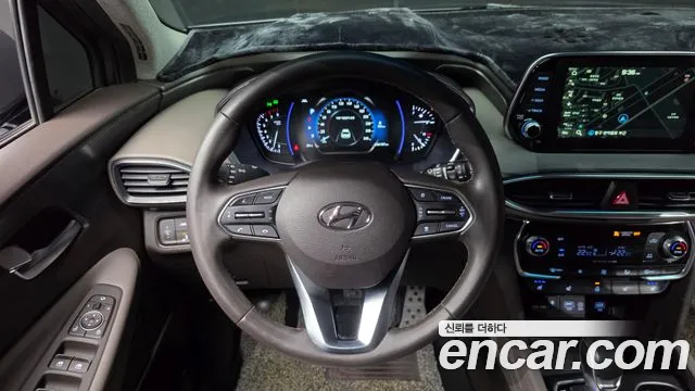 Hyundai Santa Fe 2018 thumb 12