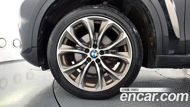 BMW X6 2015 thumb 5