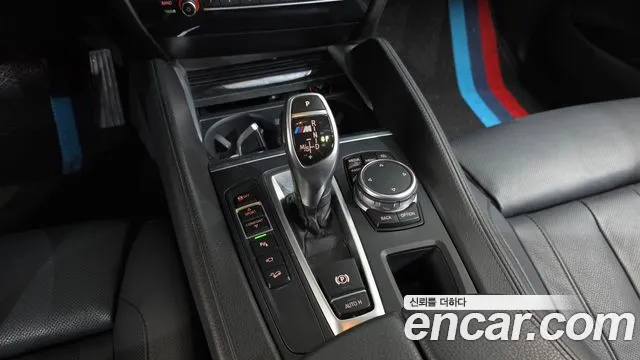 BMW X6 2015 thumb 9