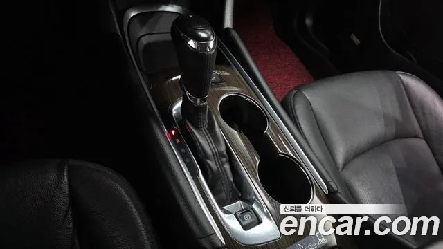 ChevroletGMDaewoo Malibu 2018 thumb 9