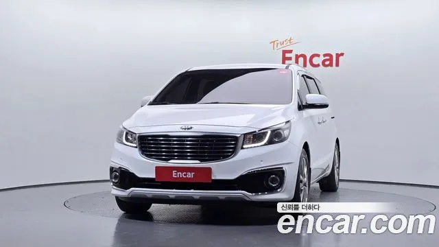 Kia Carnival 2015 thumb 3