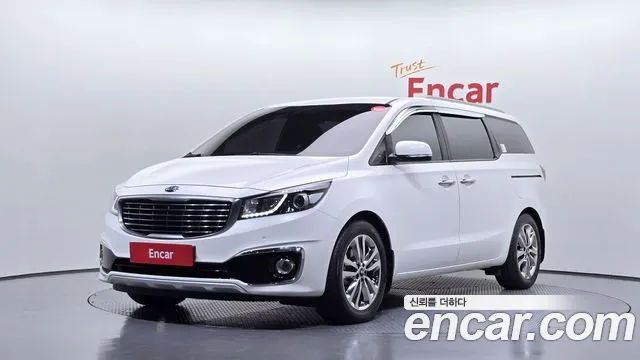 Kia Carnival 2015 thumb 11