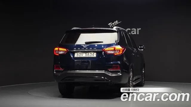 KG_Mobility_Ssangyong Rexton 2017 thumb 3