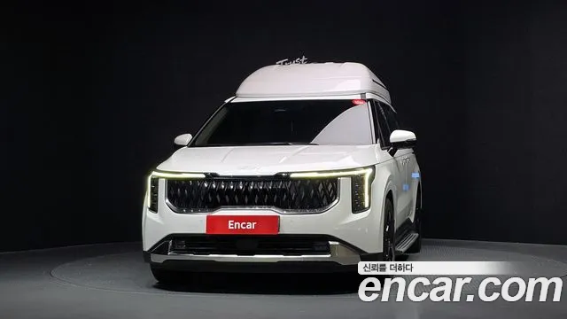 Kia Carnival 2024 thumb 3