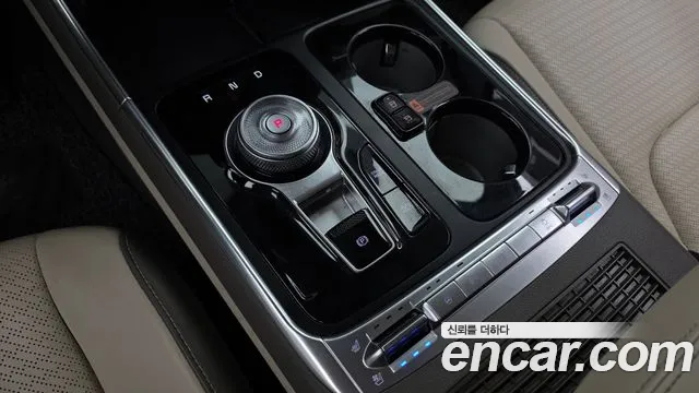 Kia Carnival 2024 thumb 9
