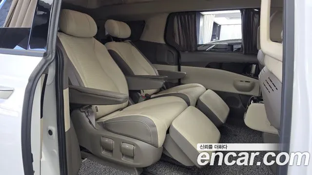 Kia Carnival 2024 thumb 12