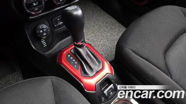 Jeep Renegade 2017 thumb 9