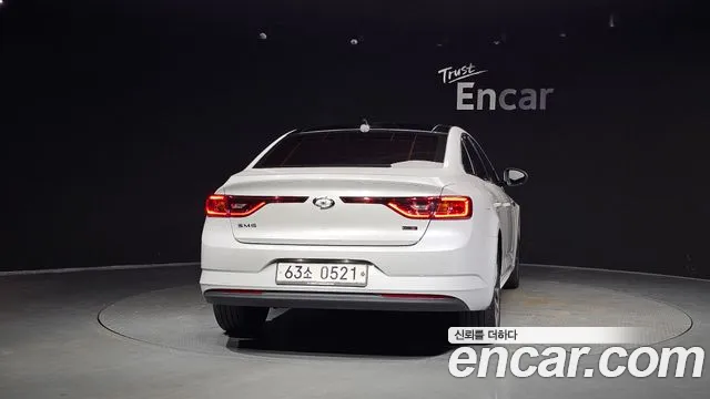 Renault-KoreaSamsung Megane 2016 thumb 4