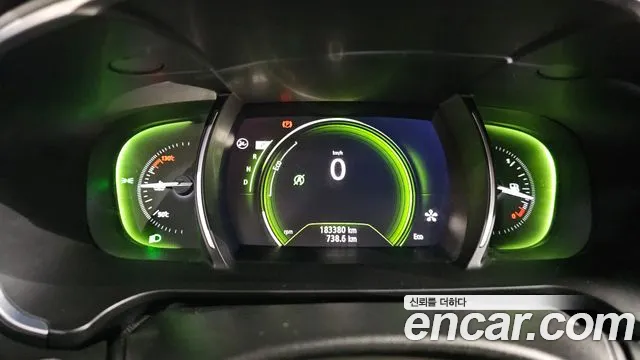 Renault-KoreaSamsung Megane 2016 thumb 8