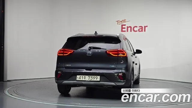 Kia Niro 2019 thumb 4
