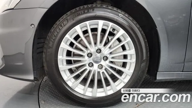 Audi A6 2019 thumb 5