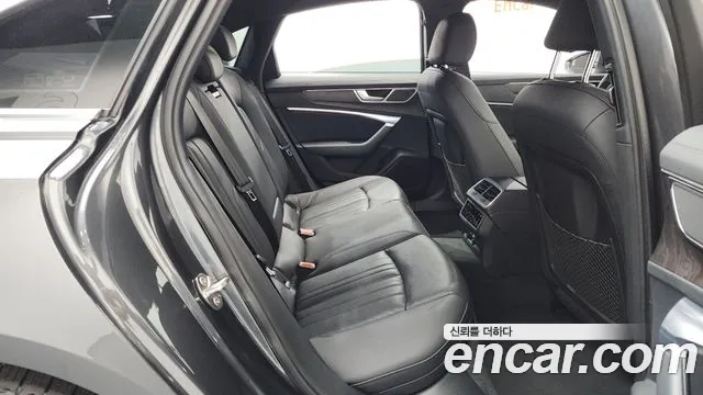 Audi A6 2019 thumb 11