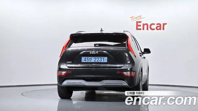 Kia Niro 2022 thumb 3