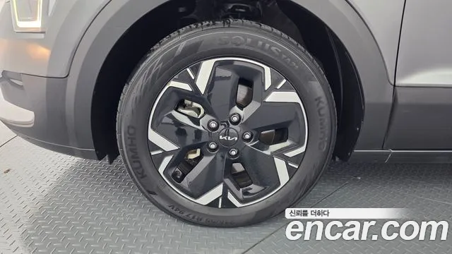 Kia Niro 2022 thumb 4