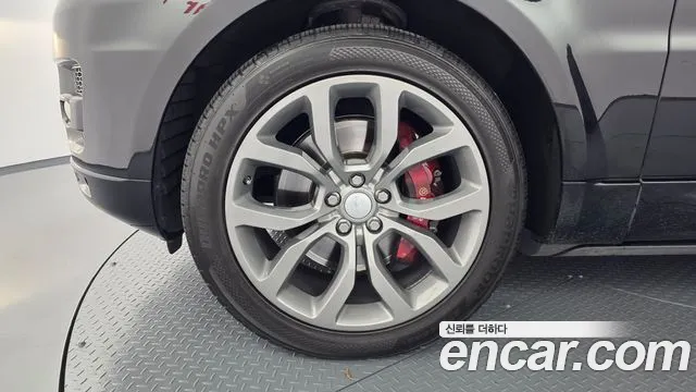 Land Rover Range Rover Sport 2016 thumb 4