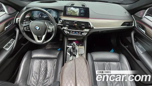 BMW 5-Series 2017 thumb 7