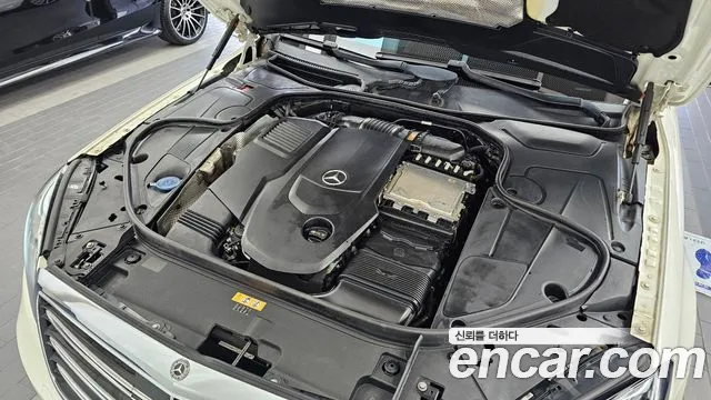 Mercedes-Benz S-Класс 2017 thumb 6