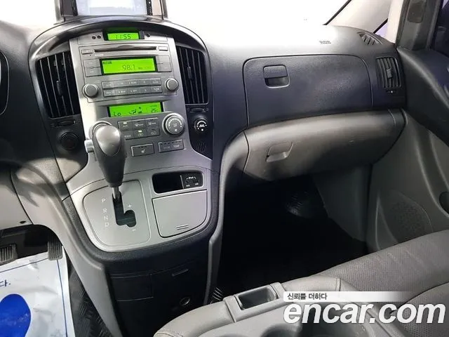 Hyundai Starex 2013 thumb 9