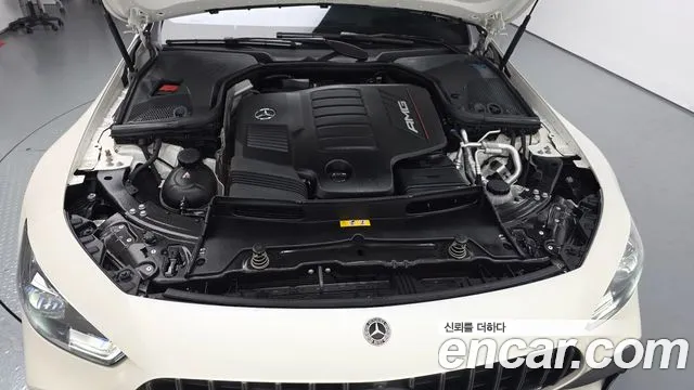 Mercedes-Benz AMG GT 2023 thumb 6