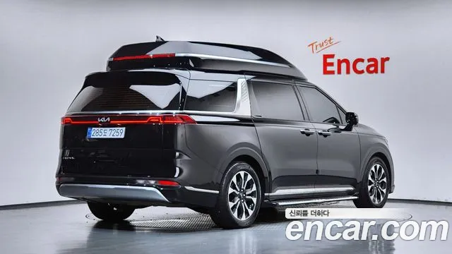 Kia Carnival 2022 thumb 2