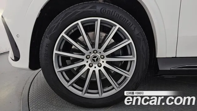 Mercedes-Benz GLS 2025 thumb 5
