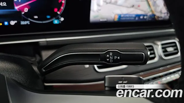 Mercedes-Benz GLS 2025 thumb 9