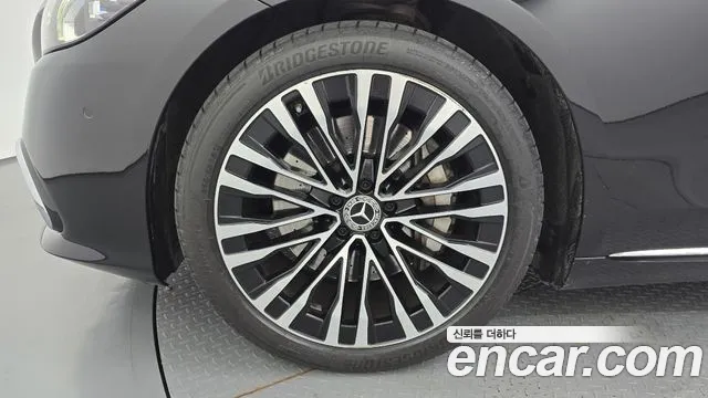 Mercedes-Benz S-Класс 2021 thumb 4