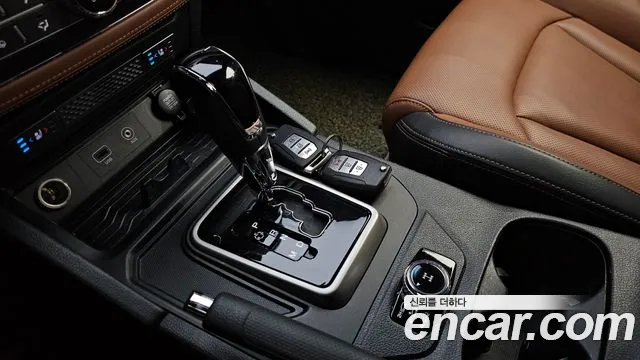 KG_Mobility_Ssangyong Rexton 2018 thumb 9