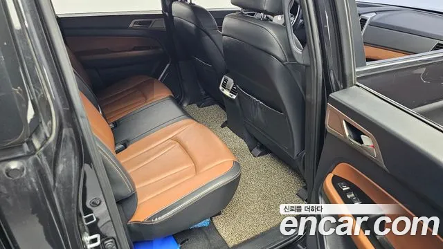 KG_Mobility_Ssangyong Rexton 2018 thumb 11