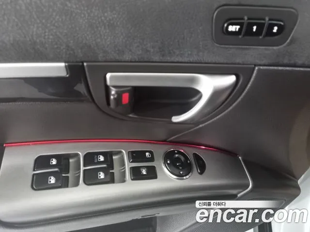 Hyundai Santa Fe 2011 thumb 10