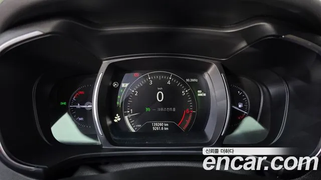 Renault-KoreaSamsung Koleos 2018 thumb 8