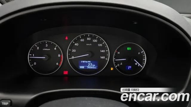 Hyundai Starex 2018 thumb 8