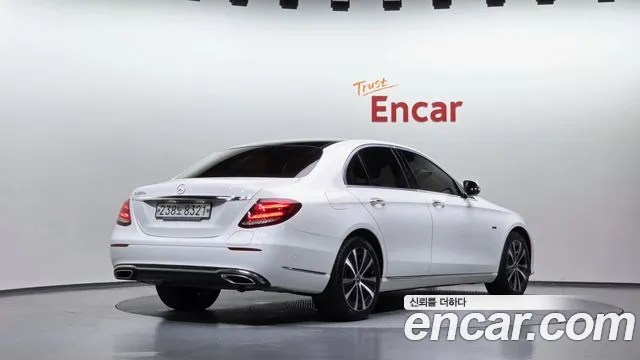 Mercedes-Benz E-Класс 2019 thumb 2