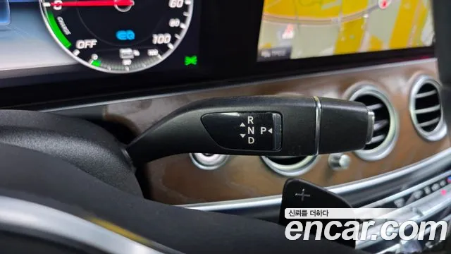 Mercedes-Benz E-Класс 2019 thumb 9