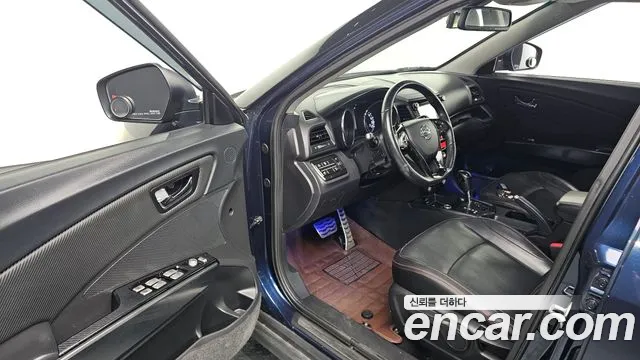 KG_Mobility_Ssangyong TIBOLI 2016 thumb 10