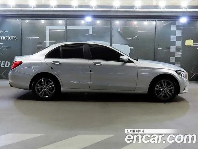 Mercedes-Benz C-Класс 2016 thumb 3