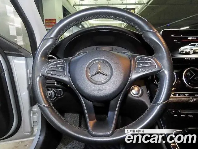 Mercedes-Benz C-Класс 2016 thumb 8