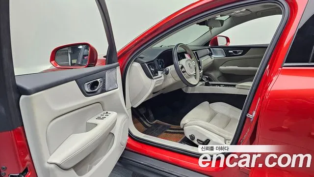 Volvo V60 2019 thumb 10