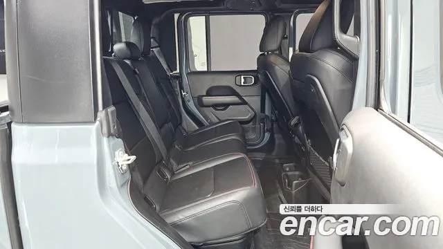Jeep Gladiator 2025 thumb 10