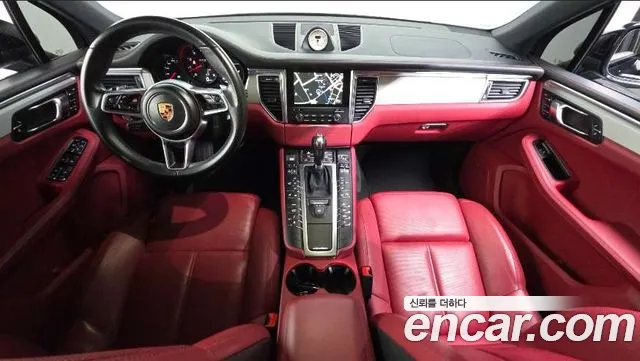 Porsche Macan 2016 thumb 7