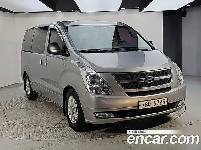 Hyundai Starex 2012 thumb 2
