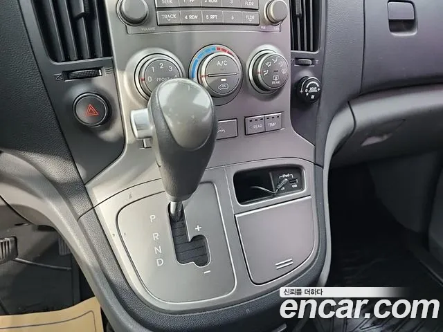 Hyundai Starex 2012 thumb 8