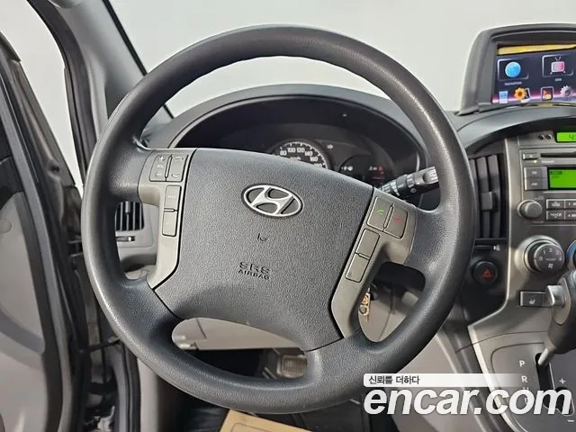 Hyundai Starex 2012 thumb 9