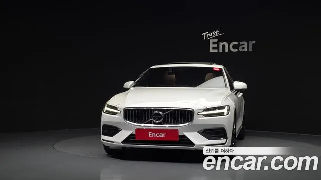 Volvo S60 2019 thumb 3