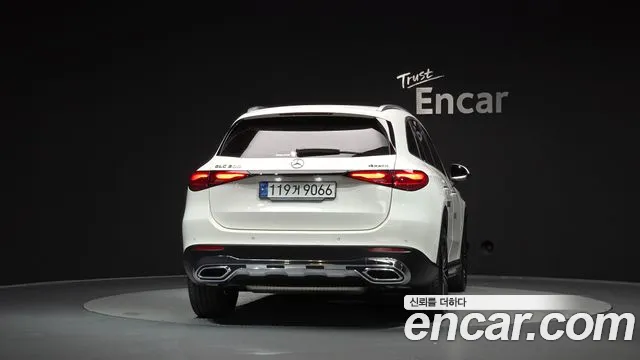 Mercedes-Benz GLC 2024 thumb 4