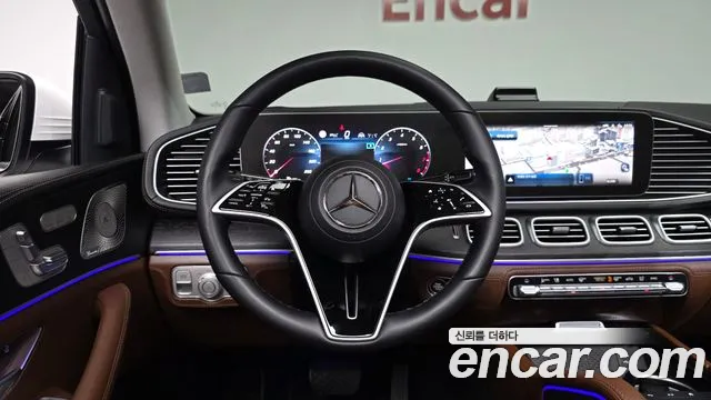 Mercedes-Benz GLE 2025 thumb 12
