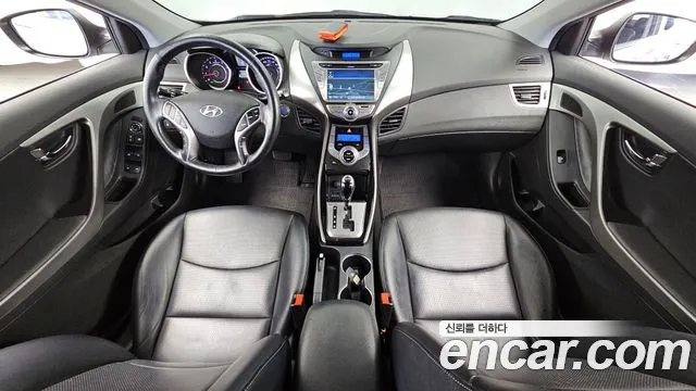 Hyundai Avante 2013 thumb 7